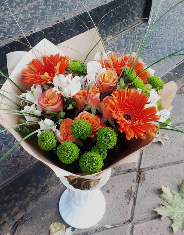 Букет цветов из: Герберы, Хризантемы, Альстромерии и Розы в Кожве