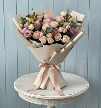 Букет цветов из:  Розы и Лизиантусы #REPLACE_PRED# Кожве