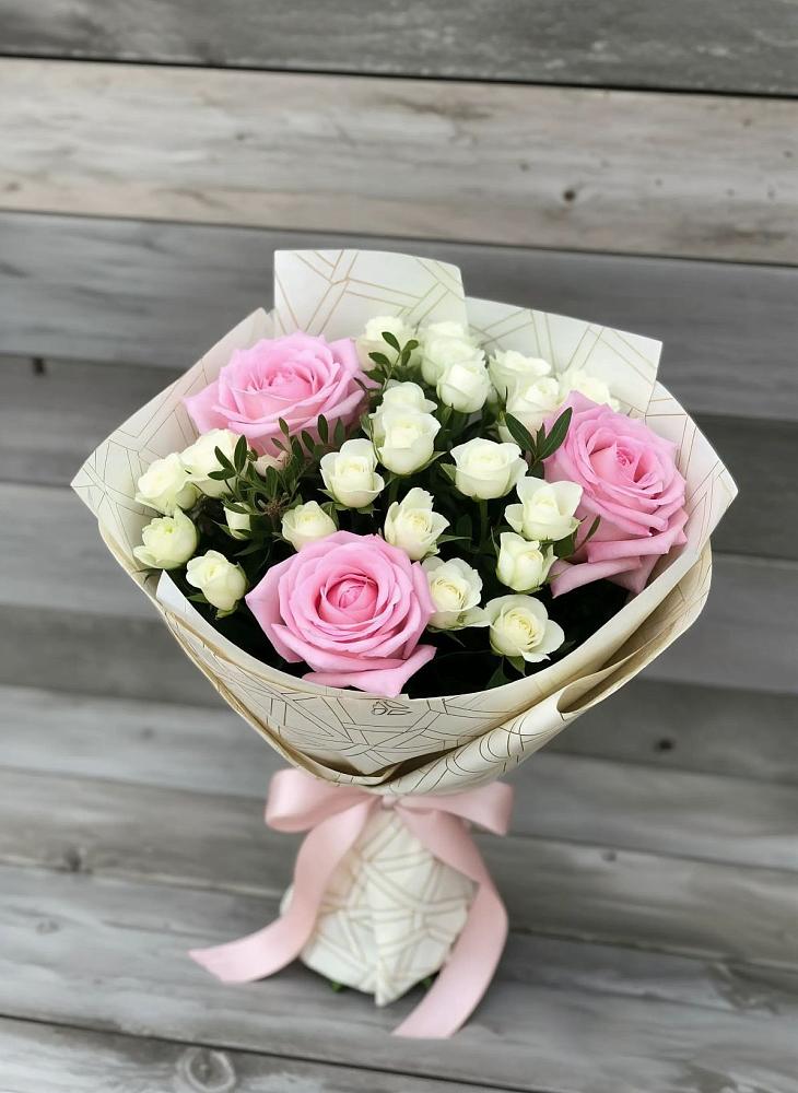 Букет цветов из: Розы в Кожве