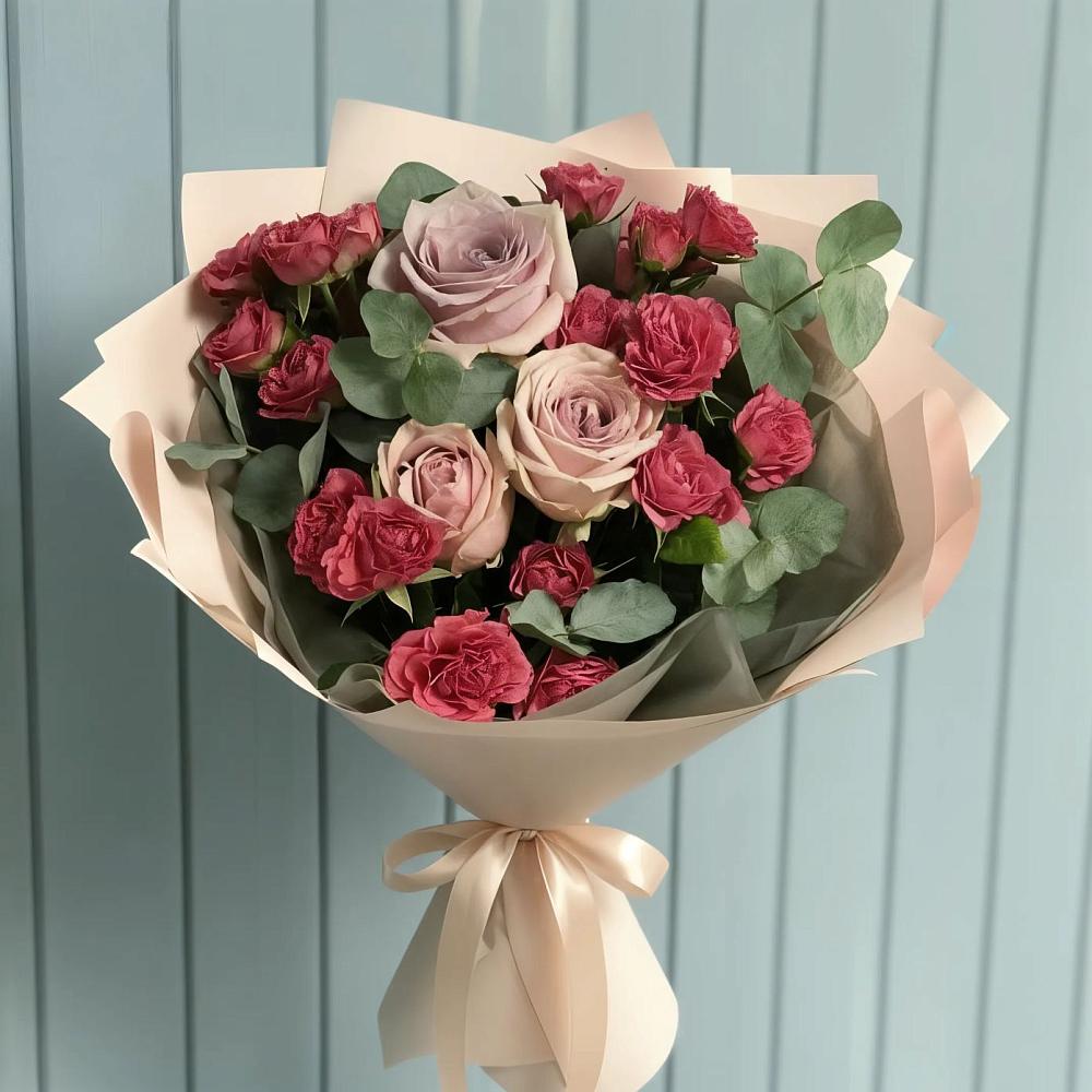 Букет цветов из: Гвоздики и Розы в Кожве