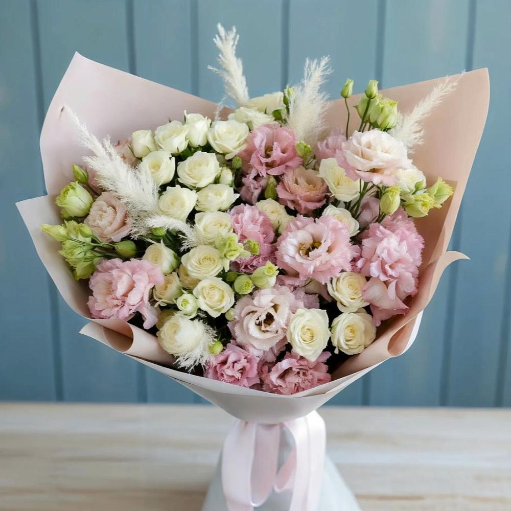 Букет цветов из: Альстромерии и Розы в Кожве