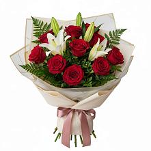 Букет цветов из:  Лилии и Розы в Кожве