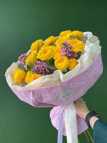 Букет Кустовые желтые розы в Кожве