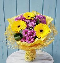Букет цветов из:  Хризантемы и Герберы в Кожве