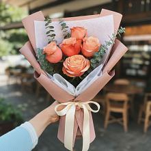 Букет цветов из:  Розы #REPLACE_PRED# Кожве