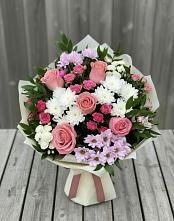 Букет цветов из:  Альстромерии, Гвоздики, Розы и Хризантемы в Кожве