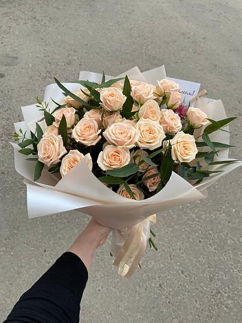 Букет Кремовые розы Латте в Кожве