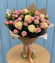 Букет цветов из:  Розы в Кожве