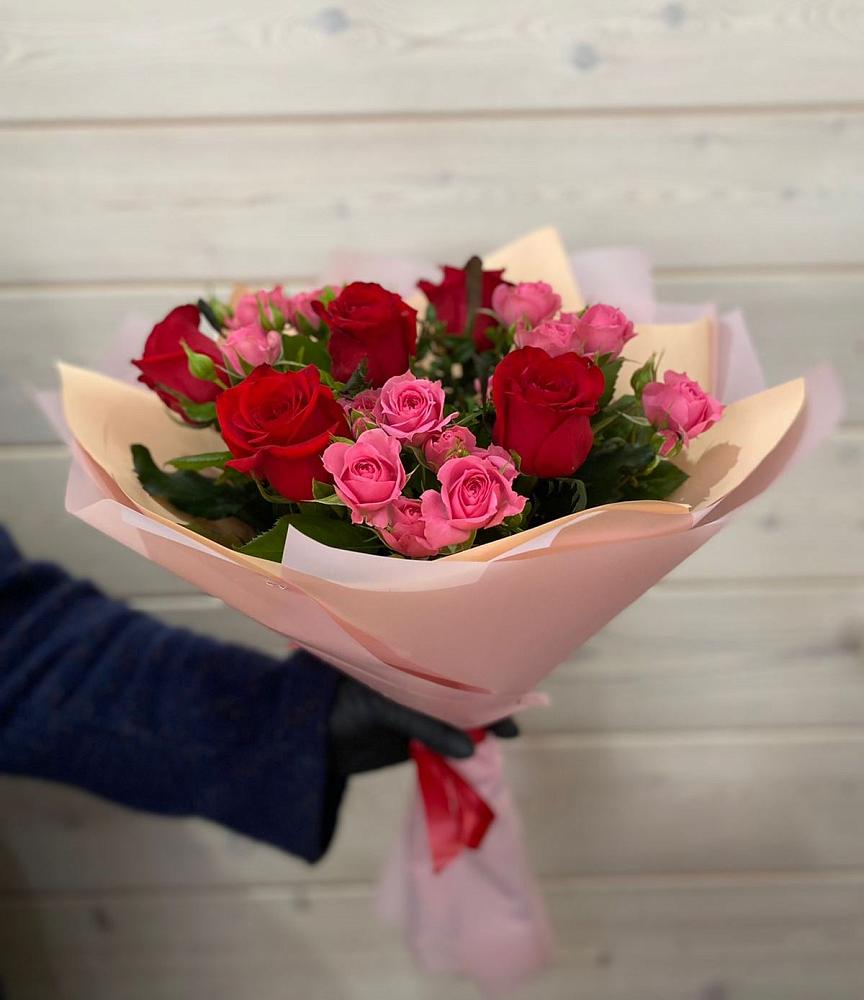 Букет цветов из: Розы в Кожве