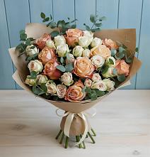Букет цветов из:  Альстромерии и Розы в Кожве
