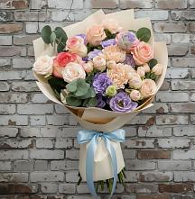 Букет цветов из:  Розы, Лизиантусы и Гвоздики в Кожве